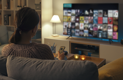 10ギガプランを使用して動画を楽しむ人のイメージ